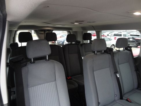 Used 2023 Ford Transit 350 XLT image 13