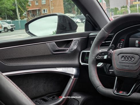 Used 2021 Audi RS 7 Sportback AWD/4WD image 21