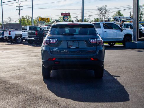 Used 2022 Jeep Compass Trailhawk w/ Sun and Sound Group image 6