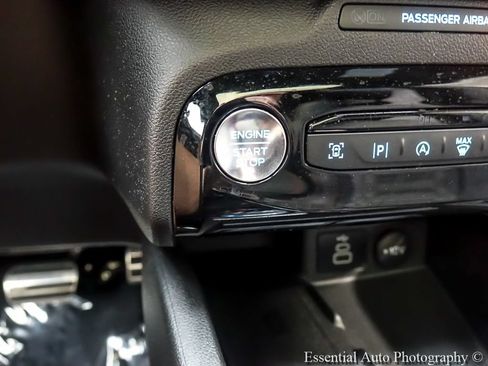 Certified 2024 Ford Escape ST-Line Elite w/ Premium Technology Package AWD/4WD image 16