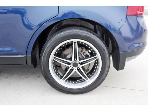 Used 2012 Ford Edge Limited w/ Driver Entry Pkg image 31