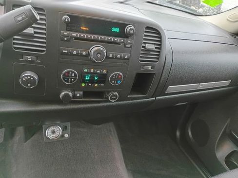 Used 2010 Chevrolet Silverado 1500 LT w/ Power Pack Plus image 28