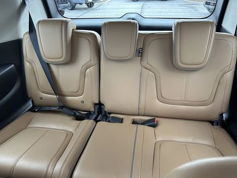 Used 2025 INFINITI QX80 Sensory AWD/4WD image 25