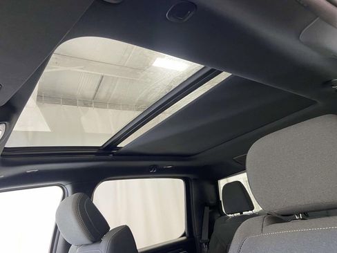 New 2026 RAM 1500 Big Horn AWD/4WD image 15