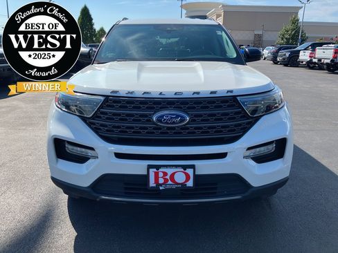 Used 2022 Ford Explorer XLT w/ Equipment Group 202A AWD/4WD image 1