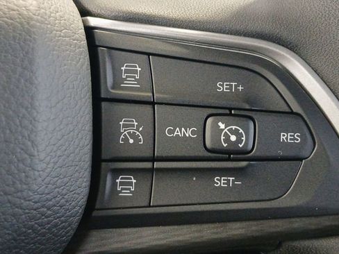 New 2026 Jeep Grand Cherokee L Laredo RWD image 25