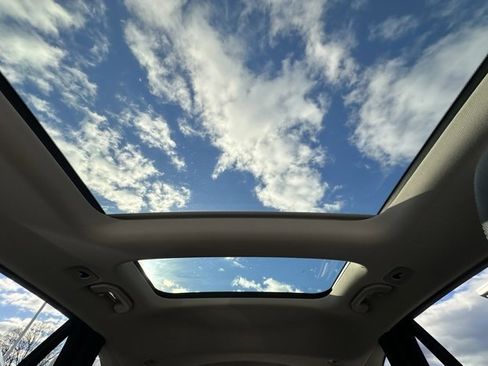 Certified 2021 Mercedes-Benz GLC 300 4MATIC image 17