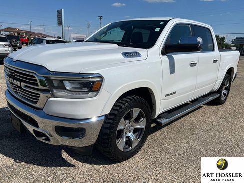 Used 2019 RAM 1500 Laramie AWD/4WD image 1