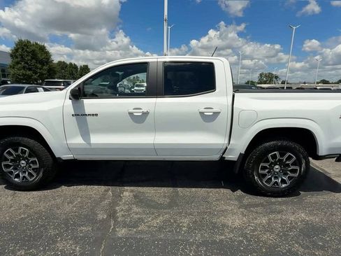 Used 2025 Chevrolet Colorado Z71 AWD/4WD image 5