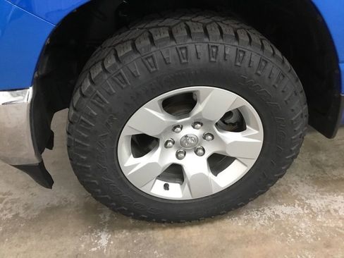Used 2021 RAM 1500 Big Horn AWD/4WD image 5