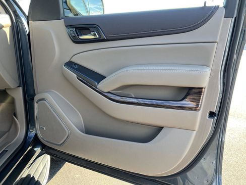 Used 2020 GMC Yukon XL SLT image 17