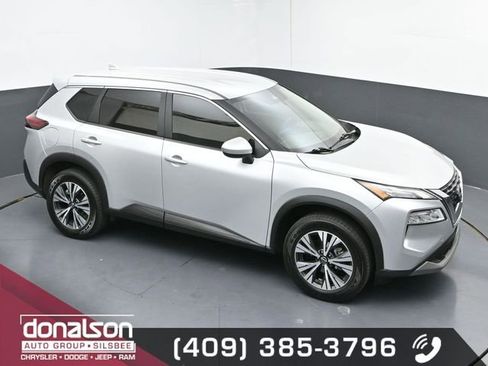 Used 2023 Nissan Rogue SV image 17