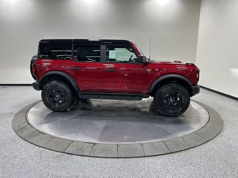 New 2026 Ford Bronco Badlands w/ Sasquatch Package image 4