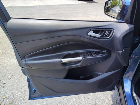 Used 2018 Ford Escape SEL FWD image 21
