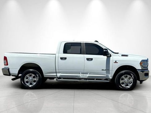 Used 2024 RAM 2500 Big Horn AWD/4WD image 3