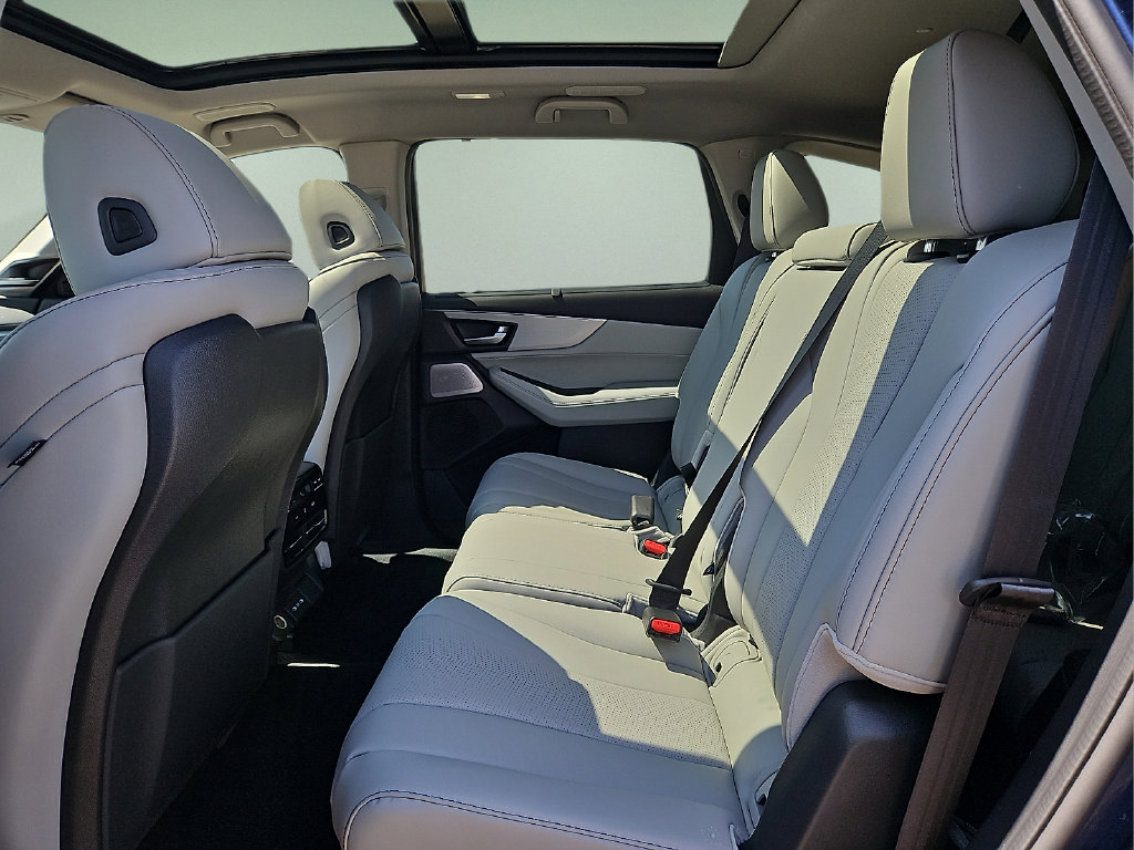 New 2026 Acura MDX w/ Technology Package FWD image 13
