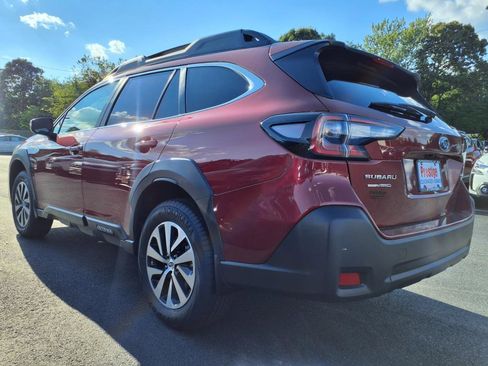 New 2025 Subaru Outback Premium image 3