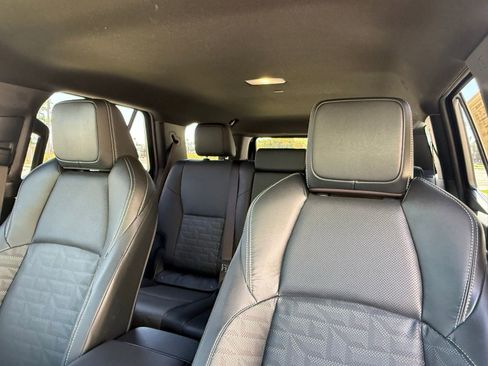 Used 2025 Toyota 4Runner TRD Off-Road Premium AWD/4WD image 22