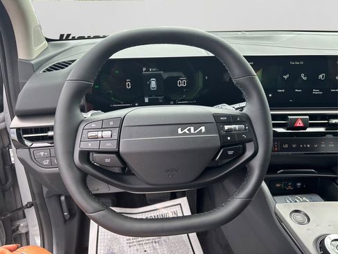 New 2026 Kia Sportage EX w/ EX Panoramic Sunroof Package image 17