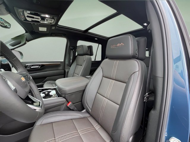 New 2026 Chevrolet Tahoe High Country AWD/4WD image 12