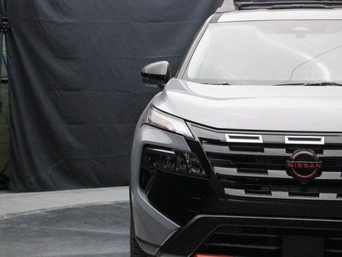 New 2026 Nissan Rogue SV image 5