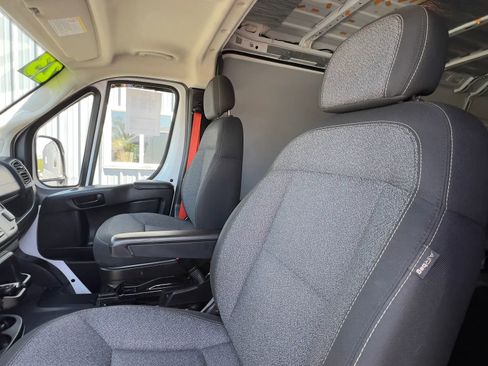 Used 2023 RAM ProMaster 3500 w/ Driver Convenience Group FWD image 19