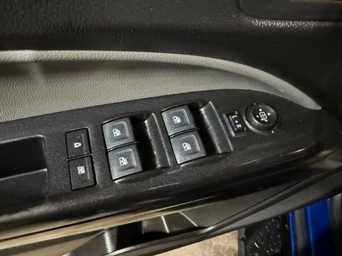 Used 2018 Chevrolet Colorado W/T w/ WT Convenience Package AWD/4WD image 5