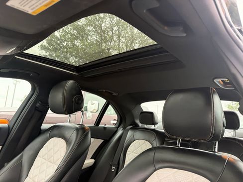 Used 2019 Mercedes-Benz C 300 Sedan image 8