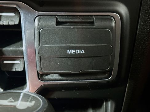 Used 2025 Jeep Wrangler Sahara w/ Safety Group image 26