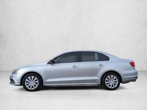 Used 2015 Volkswagen Jetta TDI S image 9