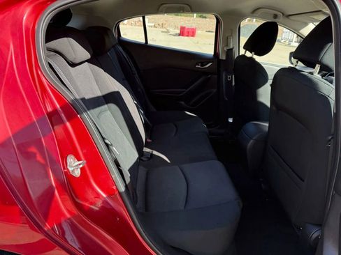 Used 2014 MAZDA MAZDA3 i Sport image 17