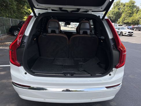 Certified 2025 Volvo XC90 B6 Ultra w/ Protection Package AWD/4WD image 33