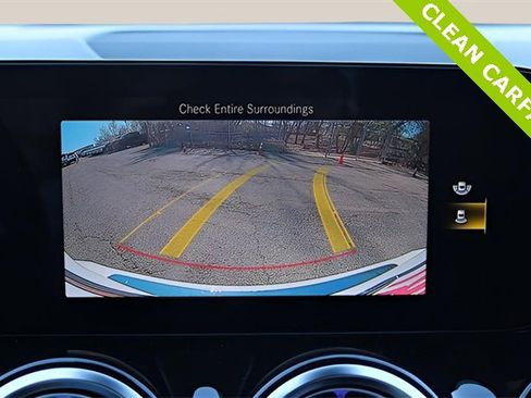 Used 2022 Mercedes-Benz GLB 250 image 22