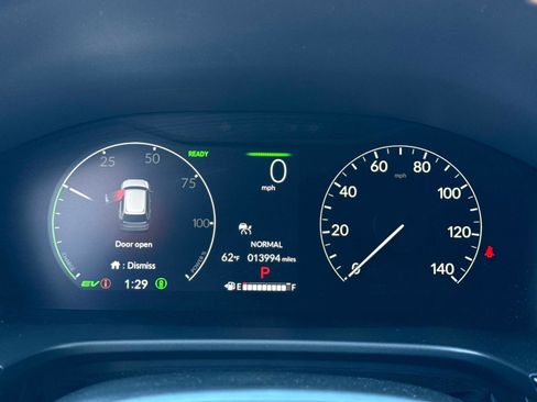 Certified 2025 Honda CR-V Sport image 31