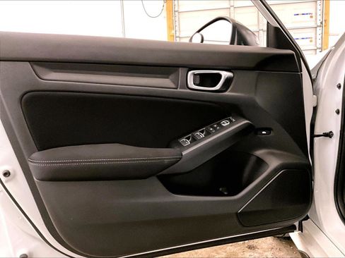 Used 2022 Honda Civic Sport image 22
