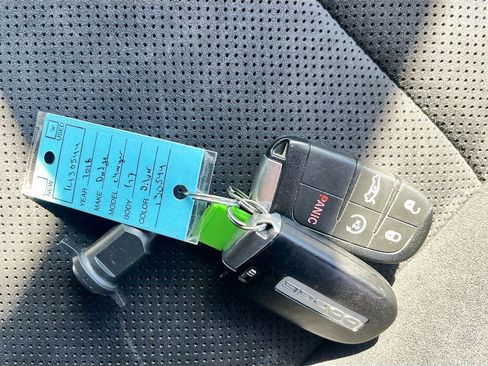 Used 2018 Dodge Charger GT AWD/4WD image 32