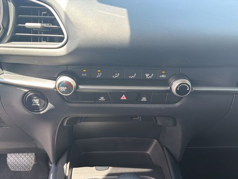 Used 2020 MAZDA CX-30 FWD image 24