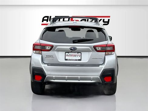 Used 2021 Subaru Crosstrek 2.0i Premium w/ Moonroof Package image 6