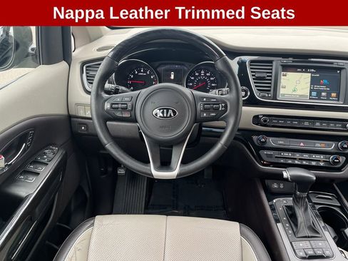 Used 2018 Kia Sedona SX Limited w/ SX Limited Prestige Package image 18