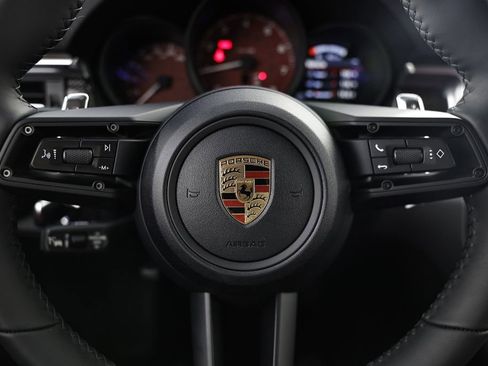 New 2026 Porsche Macan image 34