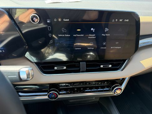New 2026 Chevrolet Equinox ACTIV w/ Convenience Package III FWD image 12