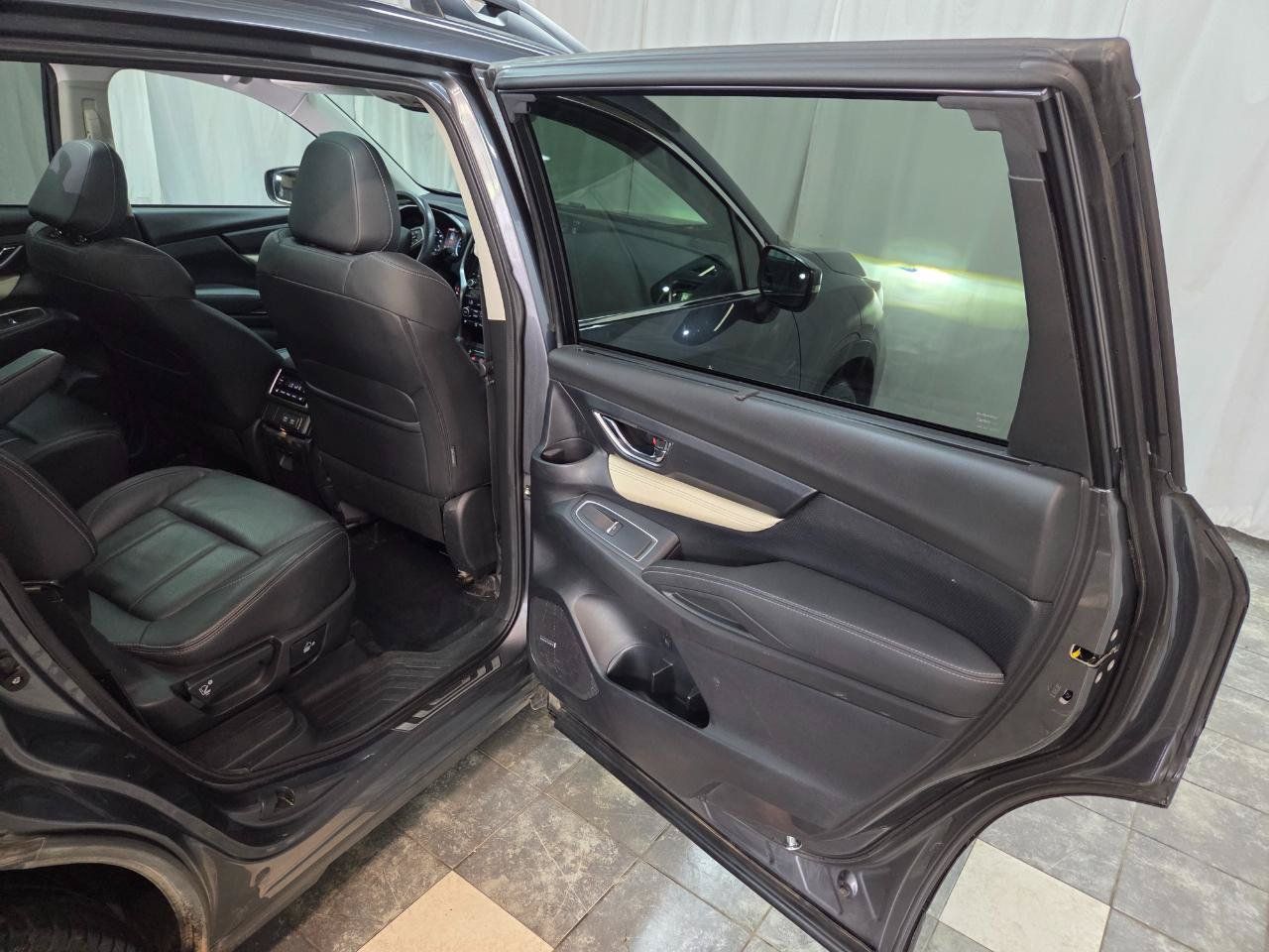 Used 2021 Subaru Ascent Limited w/ Technology Package AWD/4WD image 12