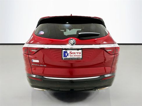 Used 2023 Buick Enclave Premium image 6