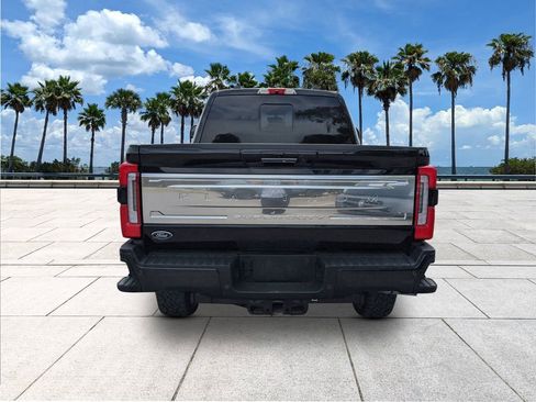 Used 2024 Ford F250 Platinum w/ Tremor Off-Road Package image 7