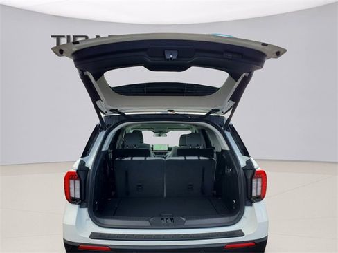 New 2025 Ford Explorer Active w/ Active Comfort Package image 39