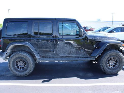 Used 2023 Jeep Wrangler Unlimited Rubicon 392 w/ Xtreme Recon 35" Tire Package AWD/4WD image 4