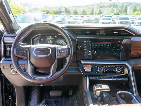 Certified 2023 GMC Sierra 1500 Denali Ultimate AWD/4WD image 16