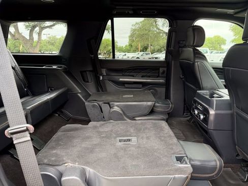 Used 2023 Ford Expedition Platinum AWD/4WD image 20