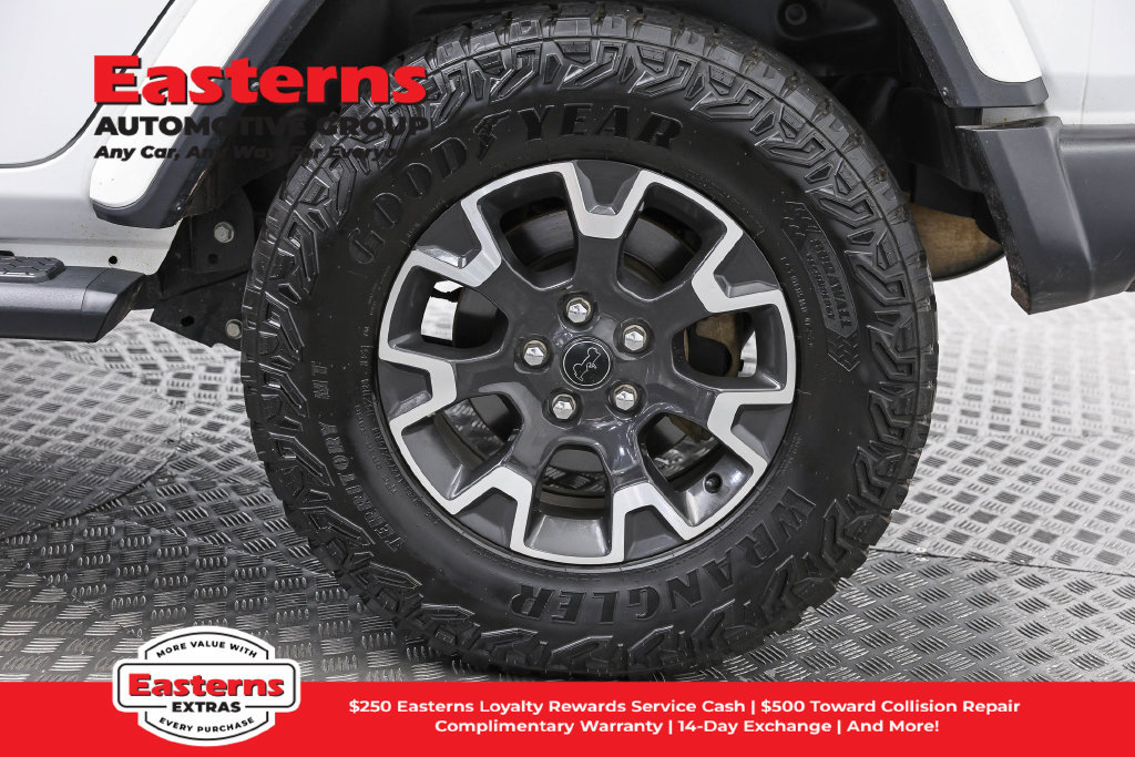 Used 2024 Jeep Wrangler Unlimited Sahara w/ Dual Top Group AWD/4WD image 34