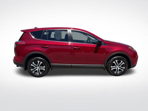 Used 2018 Toyota RAV4 LE w/ All Weather Liner Package AWD/4WD image 7